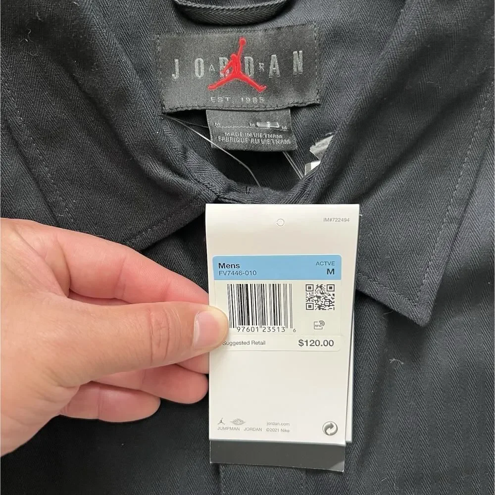 Nike Air Jordan Essential Statement Button Down Black Men’s Small FV7446 010 NWT